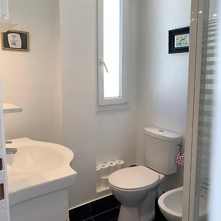 Emma's Guests House ニース