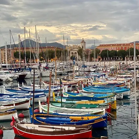 Emma's Guests House *