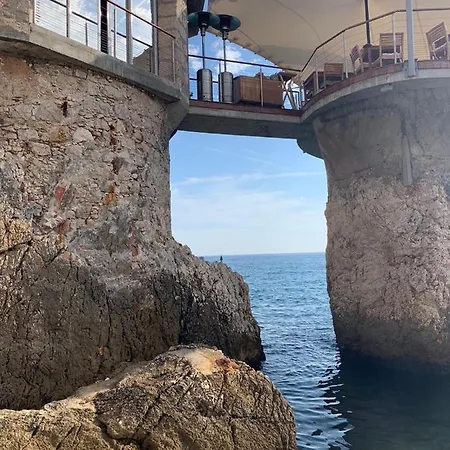 Emma's Guests House 尼斯