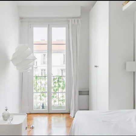 Emma's Guests House * نيس